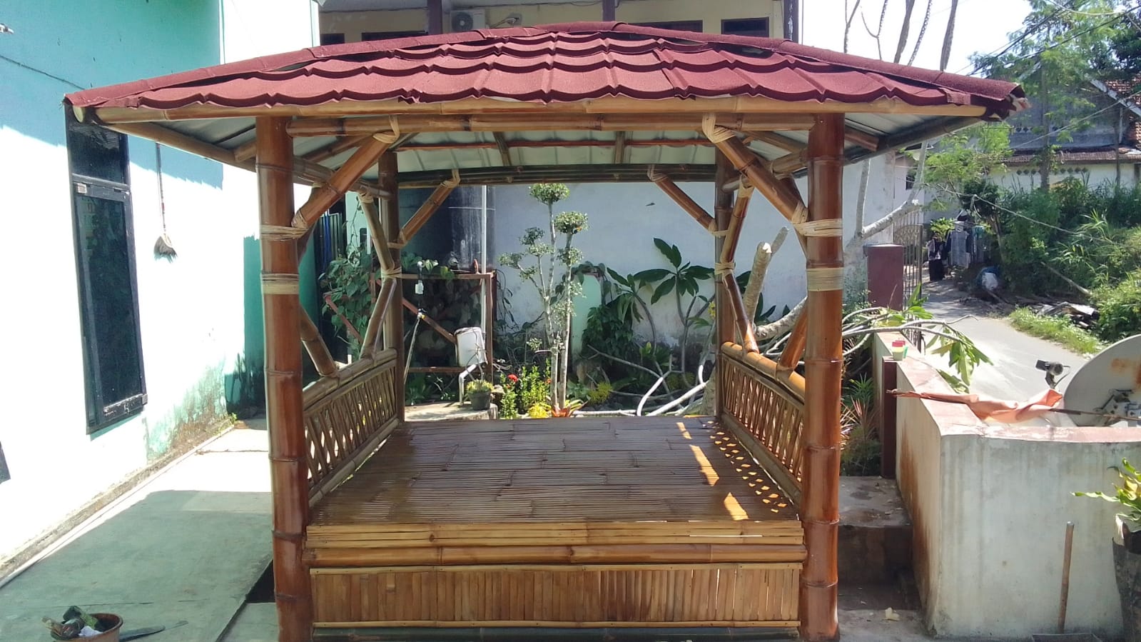 Gazebo Bambu Petung Minimalis
